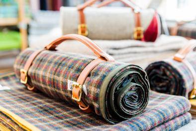 Accessoires und bekleidung