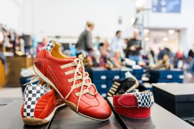 Accessoires und bekleidung