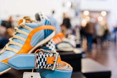 Accessoirs und bekleidung